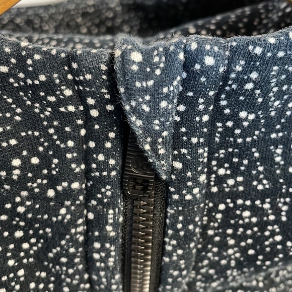 Lululemon Scuba Hoodie Light Cotton Fleece size 6 - Picture 5 of 9